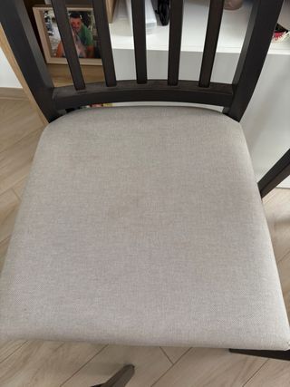 Tavolo e 6 sedie in legno