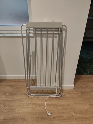 Tendedero eléctrico plegable
