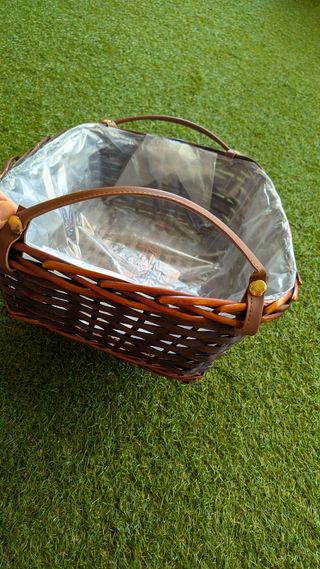 Cesta mimbre marrón