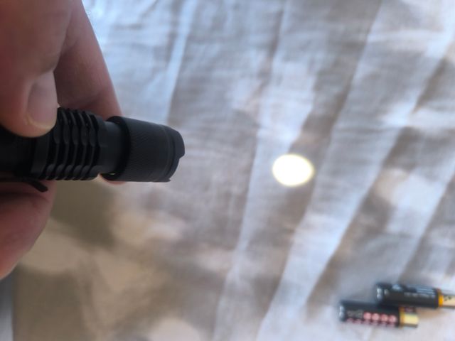 Radio Portátil BAIJIALI BJL-R21 y linterna led