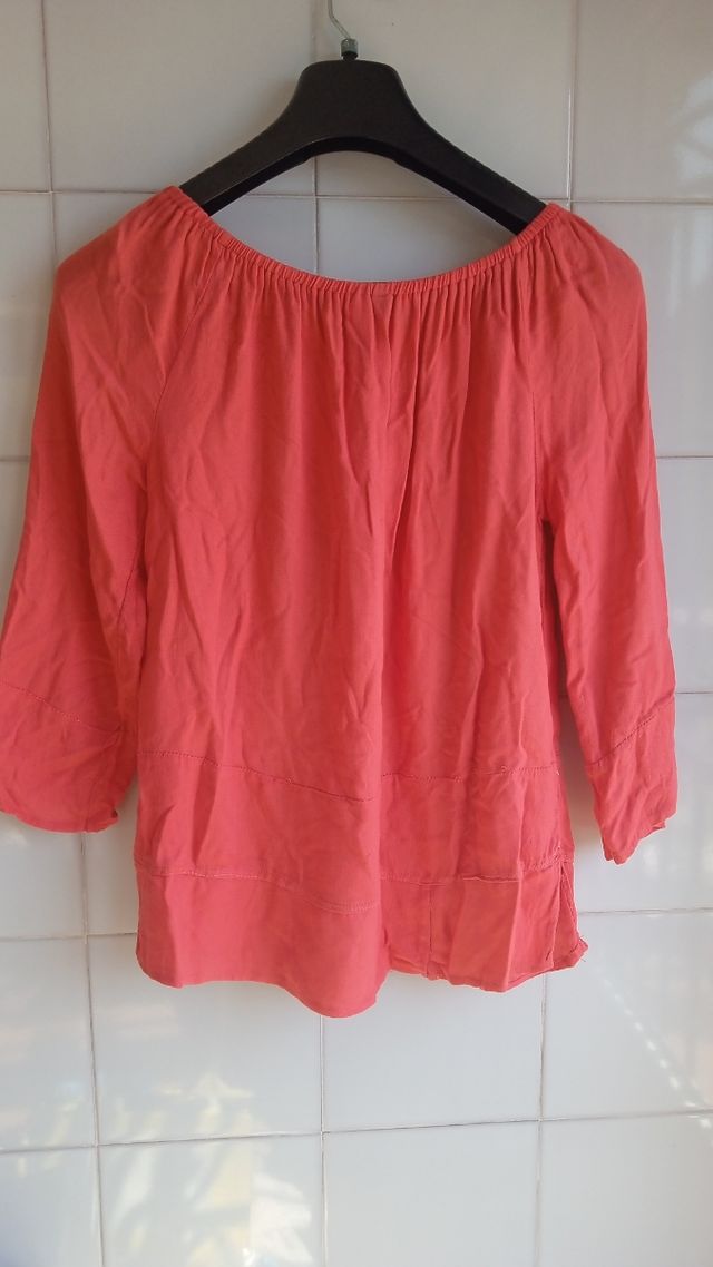 Blusa H&M manga 3/4 naranja talla M Color coral