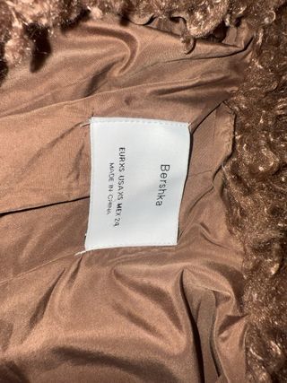 Chaqueta Bershka marrón talla M