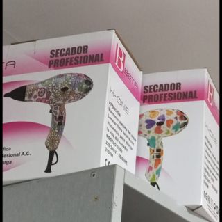 Secador Beta Profesional con difusor incluido