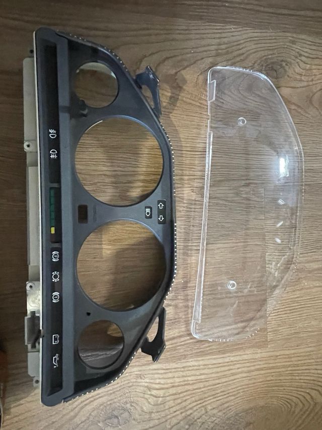 Cuadro instrumentos BMW E30 - Despiece