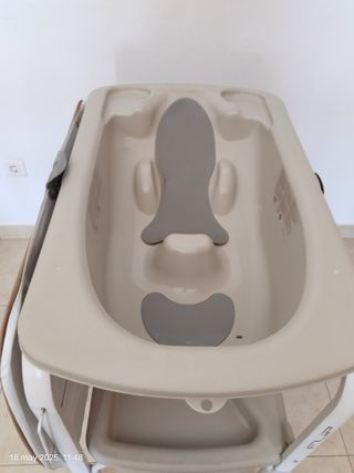 Cambiador Bebés con bañera