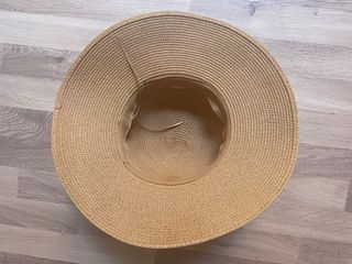Sombrero playa marrón