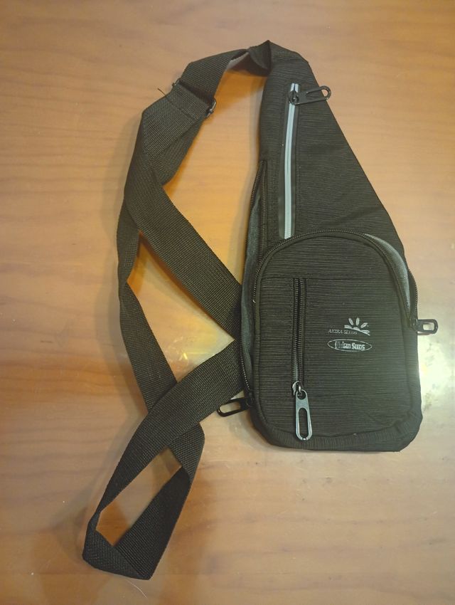 Riñonera negra Union Seeds