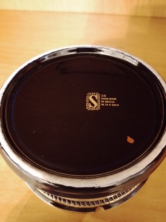 Cerámica griega: Cenicero, Crátera y Azucarero