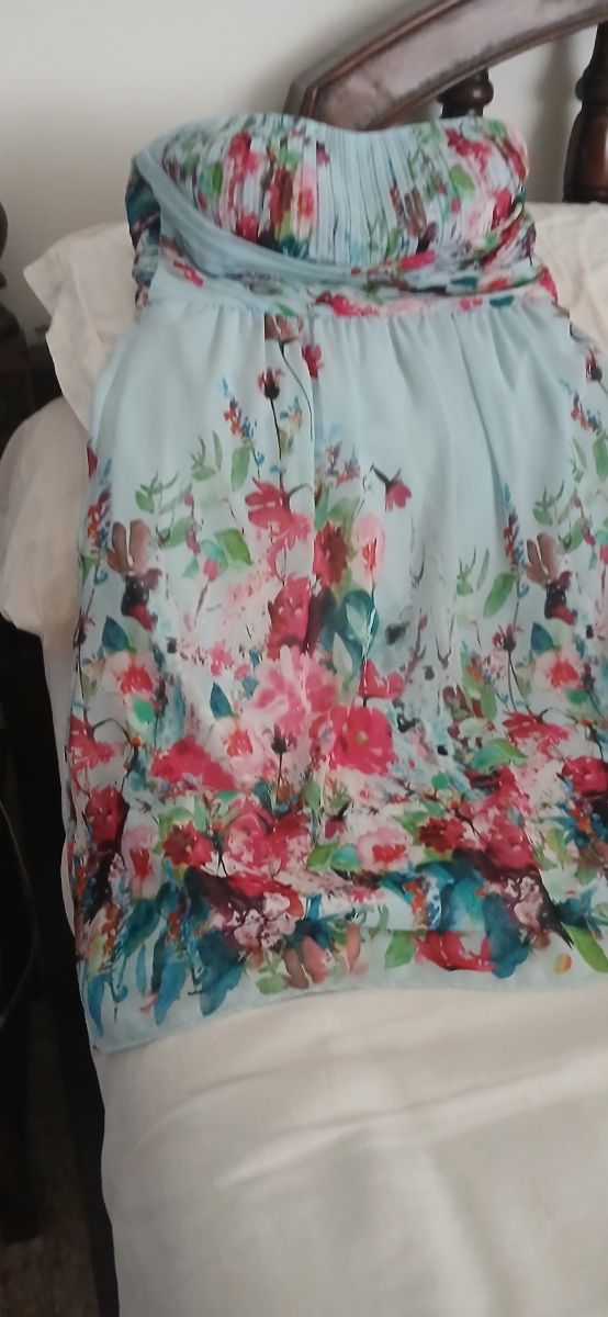 Vestito mis 38-40 bellissimo fantasia