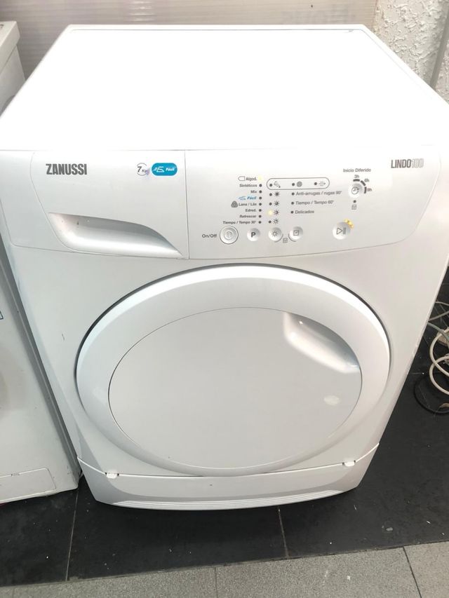Secadora Zanussi Lindo100 7 Kilos