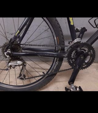 Bicicleta montaña 26" Aluminio Talla L. Negociable