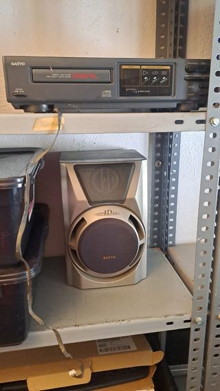 Minicadena Sanyo CD - Reproductor CD + Altavoz