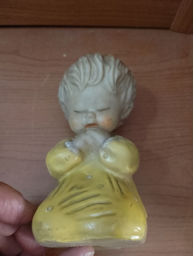 Statuetta bambina preghiera vintage