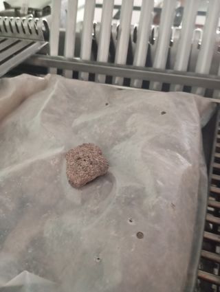 Parrilla de piedra volcánica a gas.