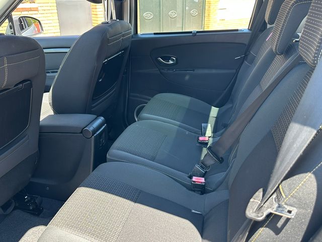 -RENAULT Scénic  1.5dCi 105cv eco2-