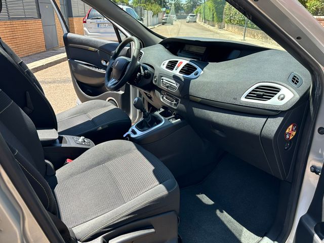 -RENAULT Scénic  1.5dCi 105cv eco2-