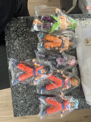 Figurasde Goku en estado Super Saiyan