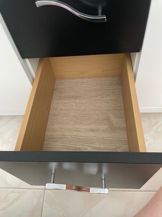 Mueble TV blanco y negro