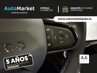 Lynk & Co 01 BASE	1.5 PHEV PINTURA METALIZADA NEGRA	TAPICERÍA NEGRA Y AZUL