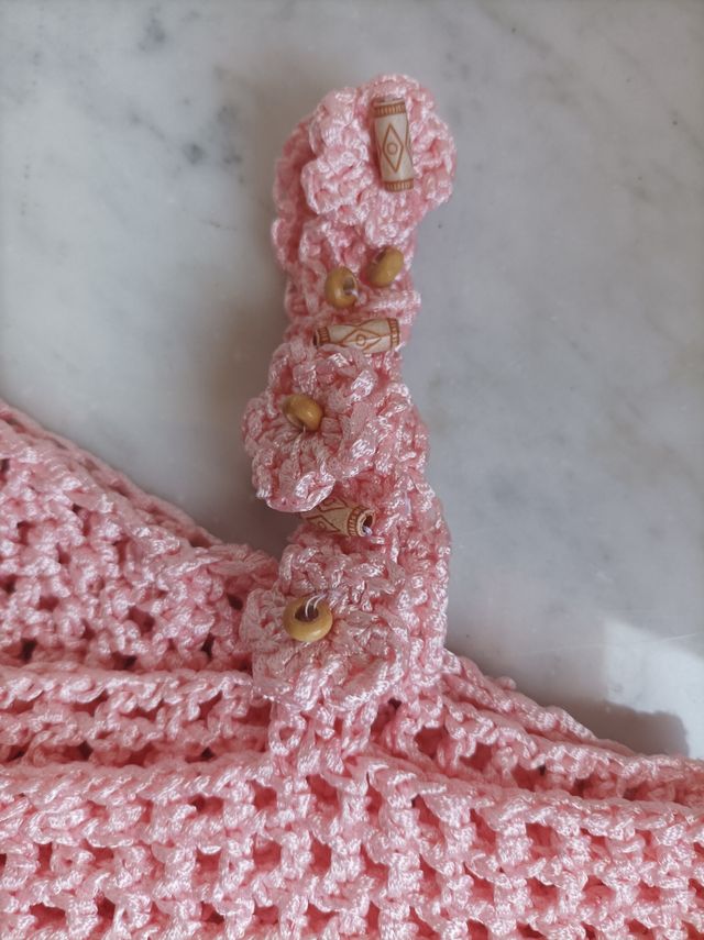 Top estivo crochet rosa vintage