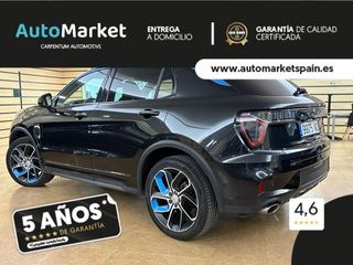 Lynk & Co 01 BASE	1.5 PHEV PINTURA METALIZADA NEGRA	TAPICERÍA NEGRA Y AZUL