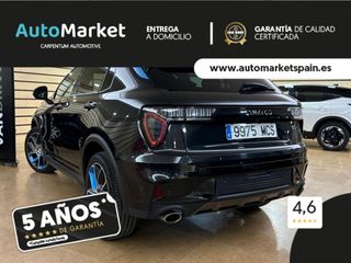 Lynk & Co 01 BASE	1.5 PHEV PINTURA METALIZADA NEGRA	TAPICERÍA NEGRA Y AZUL