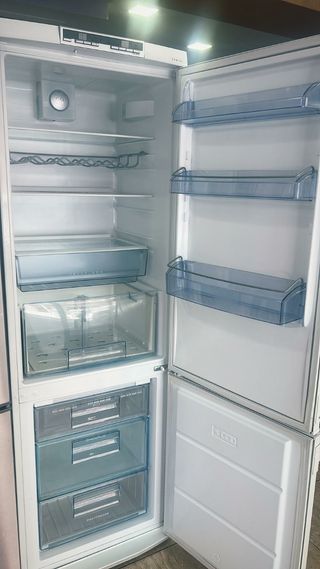 Nevera combi marca AEG  no frost clase A++