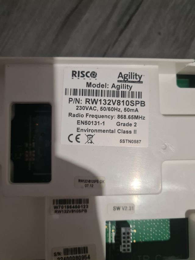 Panel Alarma RISCO Agility RW132V810SPB ,Gsm,Mgnet