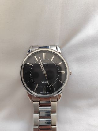 Reloj Hombre Casio WR50M - Acero inoxidable