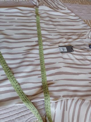 Blusa Primark beige M