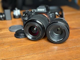 Sony α7 II Cámara Full Frame + Lente 28-70m + 50mm
