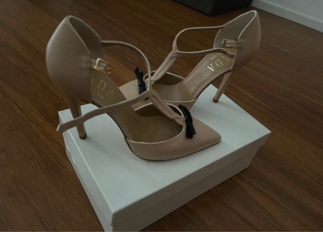 Scarpe beige tacco donna
