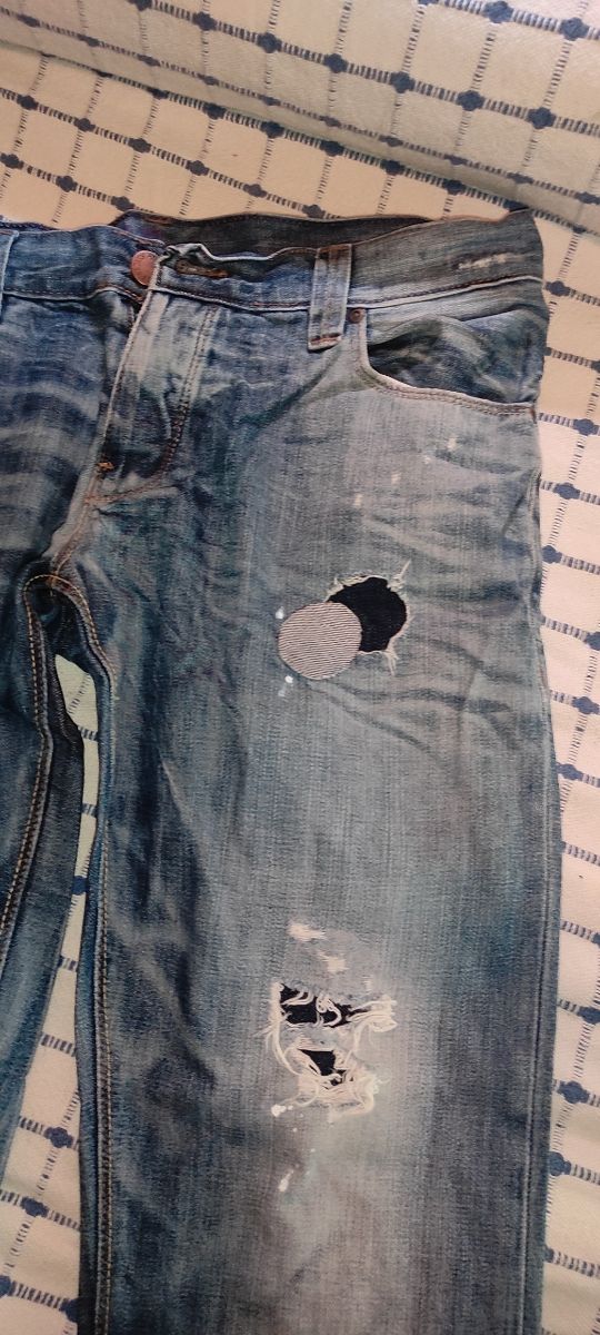Vaqueros Pull&Bear rotos talla 44