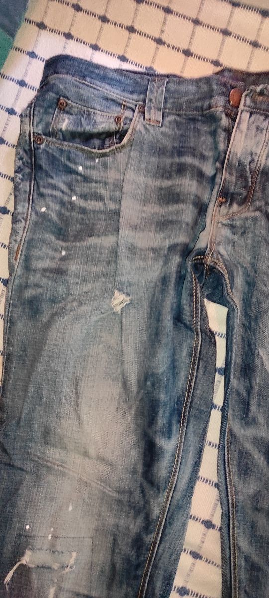 Vaqueros Pull&Bear rotos talla 44