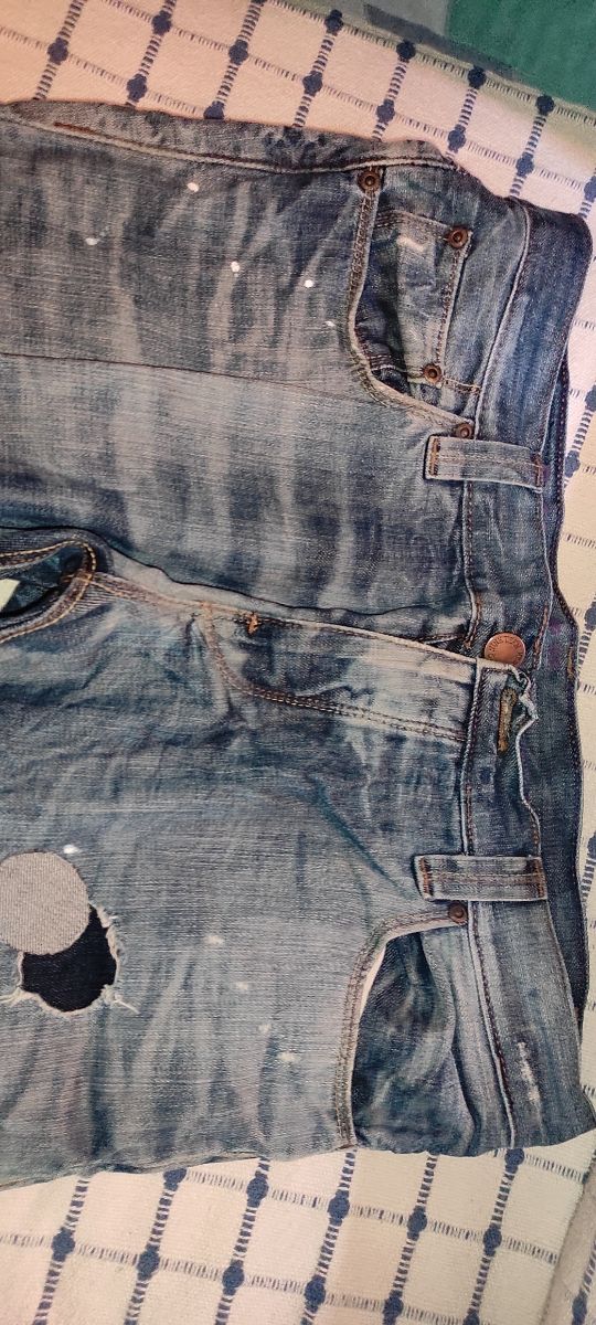 Vaqueros Pull&Bear rotos talla 44