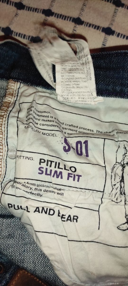 Vaqueros Pull&Bear rotos talla 44