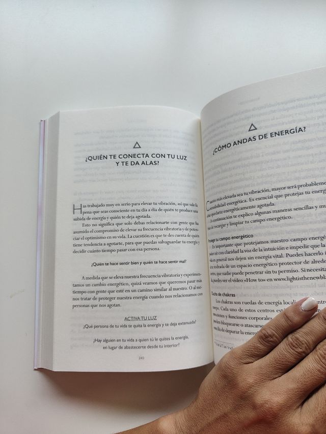 Mujeres de Luz - Rebecca Campbell