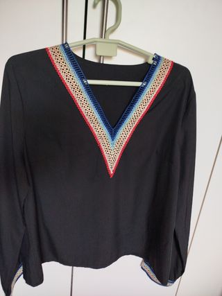 Blusa negra - Manga larga