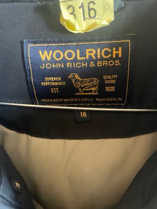Giubbotto Woolrich donna blu scuro.