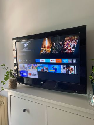 TV LG - Televisión pantalla negra