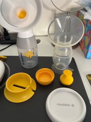 Sacaleche Medela Solo y colector leche¡Como nuevo!