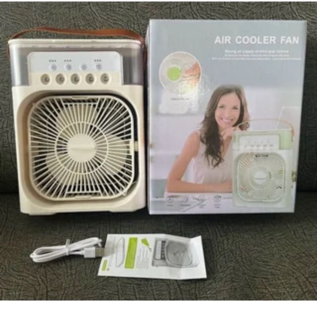Ventilador Portátil con Humidificador y Luz
