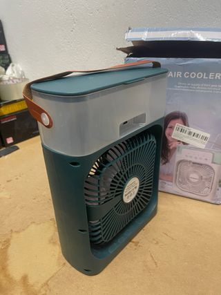 Ventilador Portátil con Humidificador y Luz