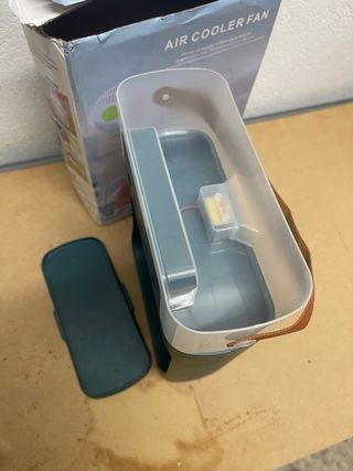 Ventilador Portátil con Humidificador y Luz