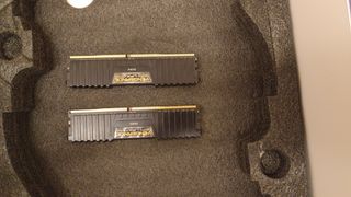 Procesador Intel Core i5-9400F mas ddr4 16gb