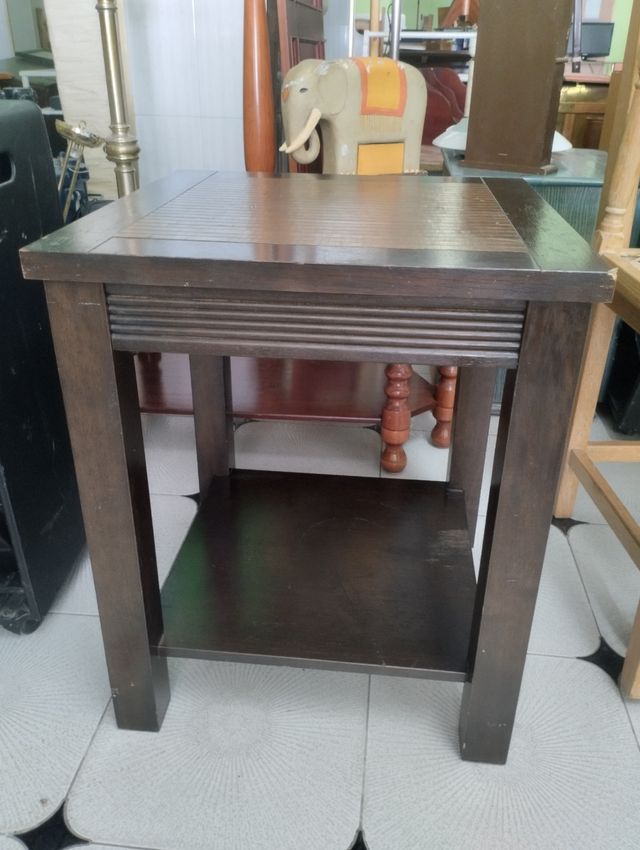 Mesa in legno marrone - Tavolino da caffè