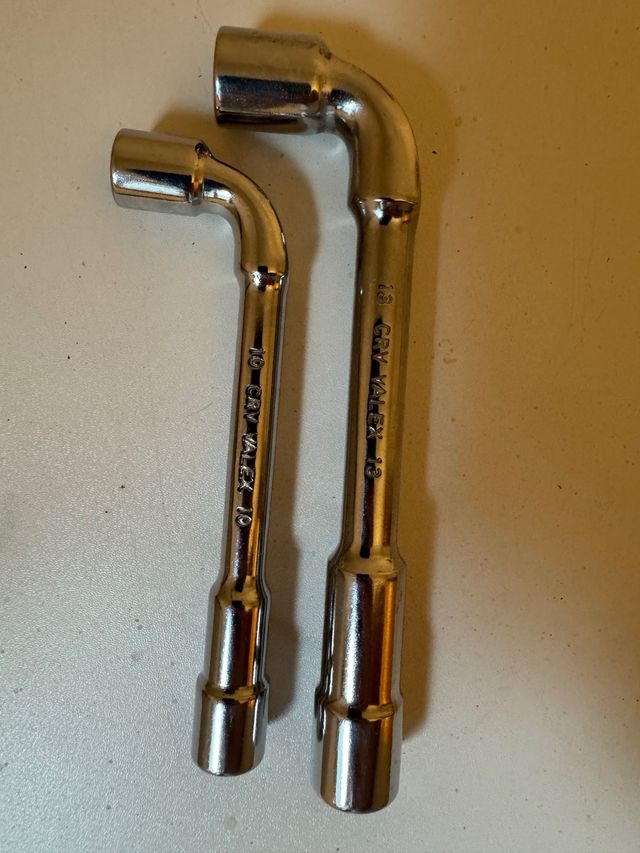 Chiavi a gomito 10 e 13 mm