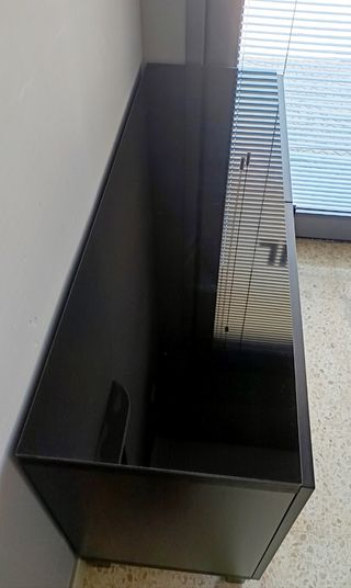 Mueble vitrina Ikea - Negro. Nuevo