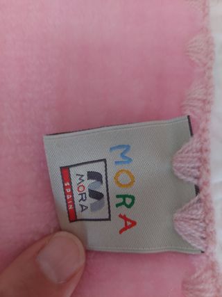 Manta infatil Mora en 2 vivienda, apenas usada