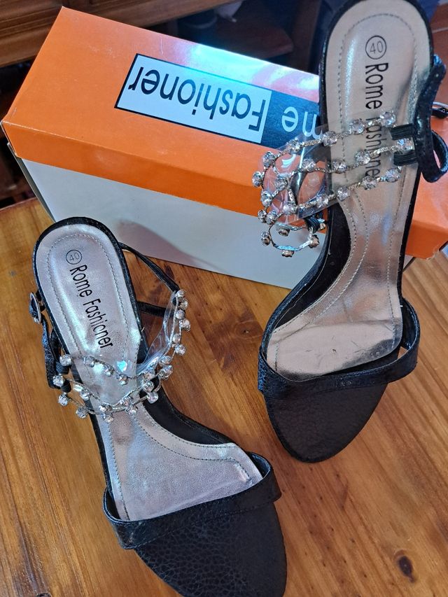 Sandalias Rome Fashion negras tacón 40